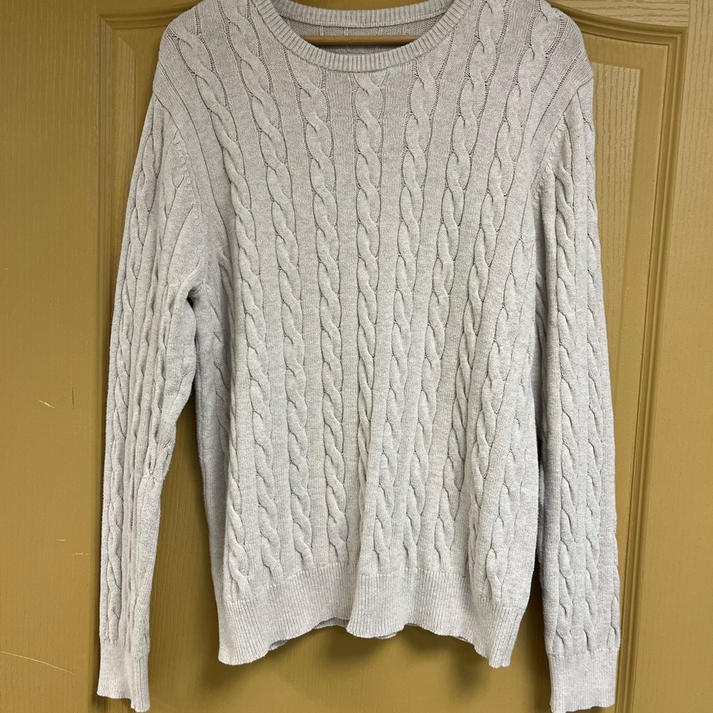 Cable Knit Sweater in Light Gray